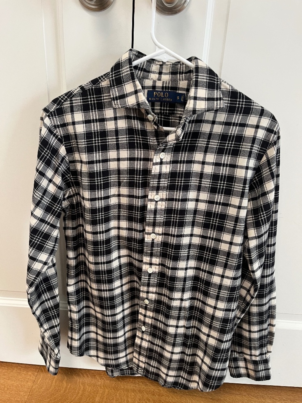 Soft, cozy flannel shirt by Ralph Lauren Polo. Excellent condition S